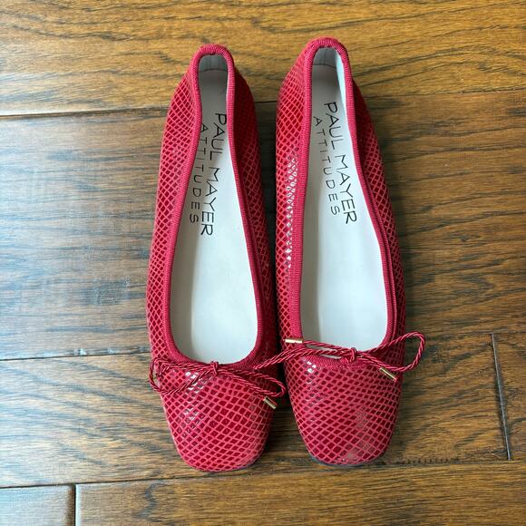 EUC Paul Meyer Attitudes Red Square Toe Ballet Flats Bow Sz 6.5B - Picture 1 of 5